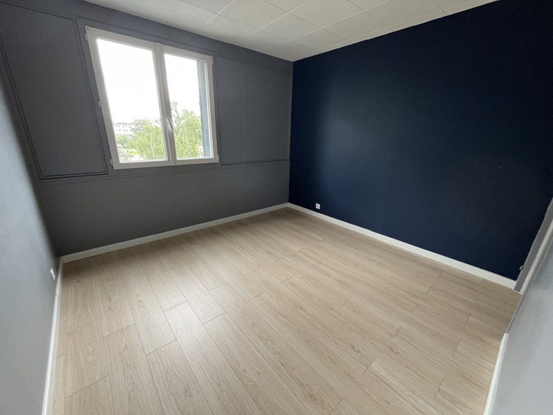Vente Appartement LES CLAYES SOUS BOIS - 3 pièces -64 m² - (78340)