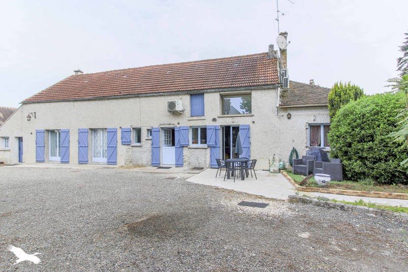 Vente Maison LE MESNIL ST DENIS - 5 pièces -124 m² - (78320)