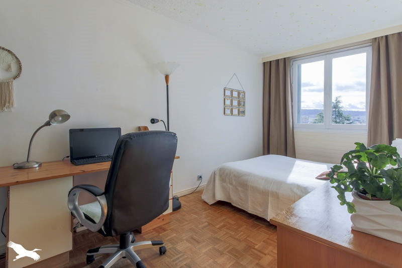 Vente Appartement LES CLAYES SOUS BOIS - 5 pièces -87 m² - (78340)