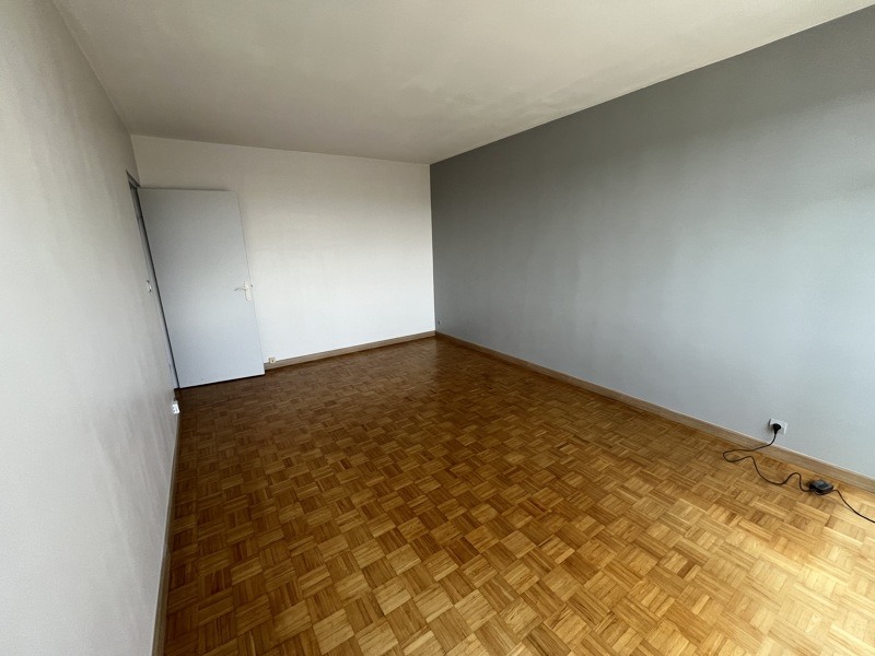 Vente Appartement LES CLAYES SOUS BOIS - 3 pièces -64 m² - (78340)