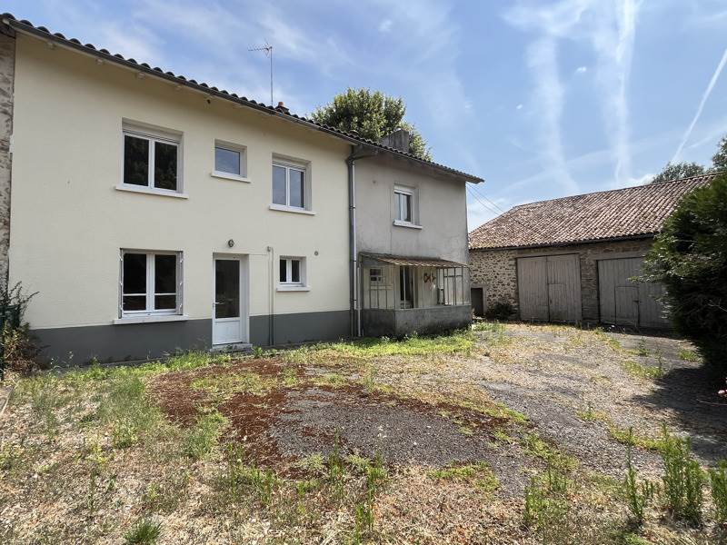 Vente Maison LES SALLES LAVAUGUYON - 8 pièces -158 m² - (87440)