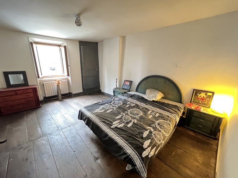 Vente Maison Rochechouart - 6 pièces -110 m² - (87600)