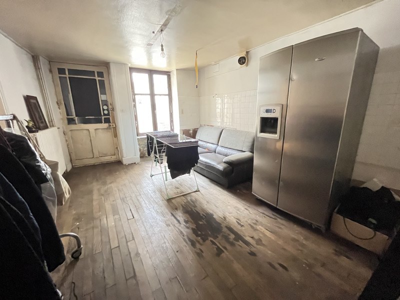 Vente Maison ROCHECHOUART - 6 pièces -110 m² - (87600)