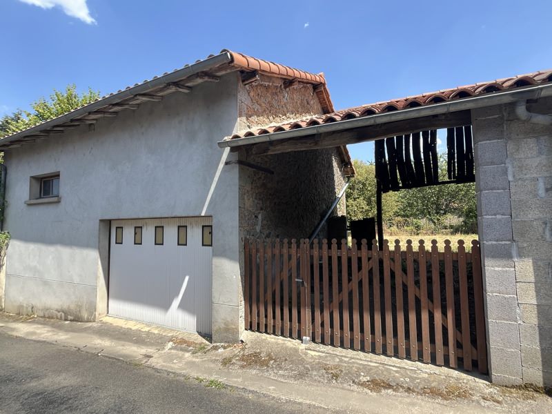 Vente Maison CHASSENON - 4 pièces -66 m² - (16150)