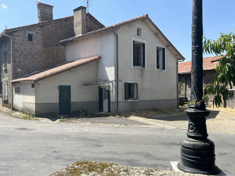 Vente Maison CHASSENON - 4 pièces -66 m² - (16150)