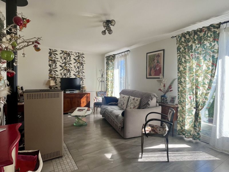 Vente Maison ROCHECHOUART - 6 pièces -96 m² - (87600)