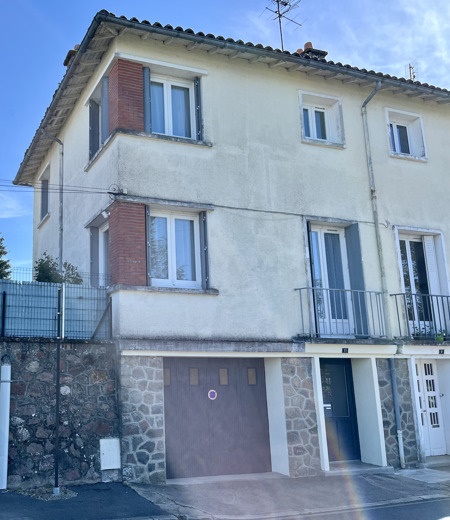 Vente Maison CHABANAIS - 5 pièces -67 m² - (16150)