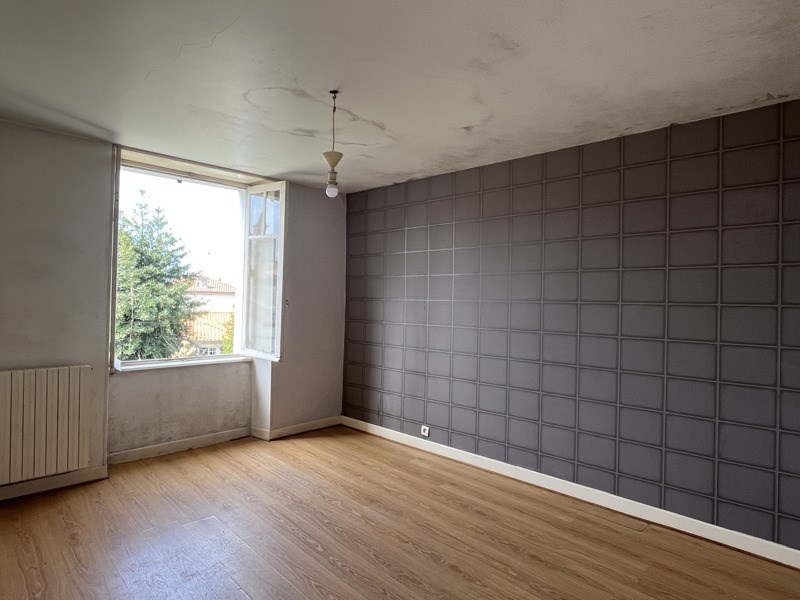 Vente Maison CHABANAIS - 5 pièces -83 m² - (16150)