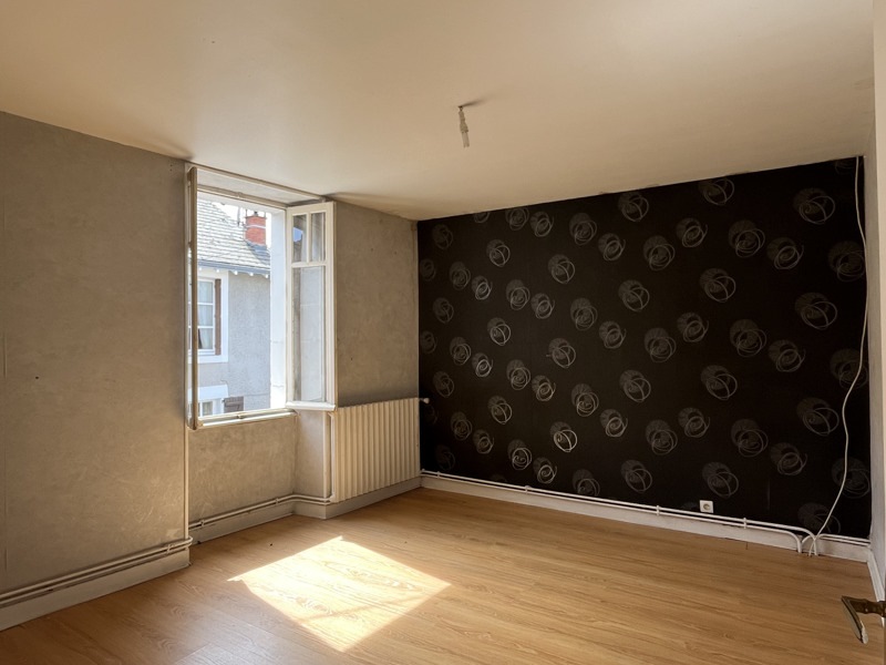 Vente Maison CHABANAIS - 5 pièces -83 m² - (16150)