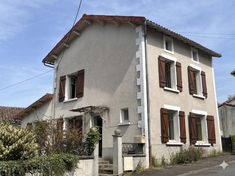 Vente Maison CHABANAIS - 5 pièces -83 m² - (16150)
