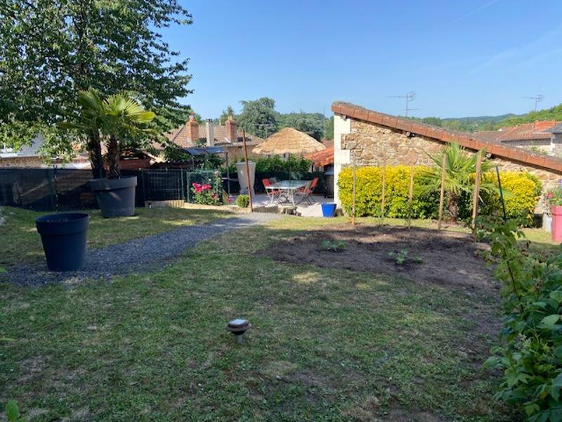 Vente Maison CHABANAIS - 4 pièces -130 m² - (16150)