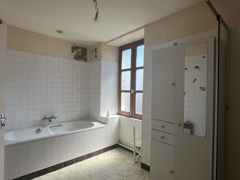 Vente Maison PRESSIGNAC - 15 pièces -146 m² - (16150)
