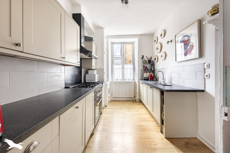 Vente Maison ROCHECHOUART - 6 pièces -184 m² - (87600)