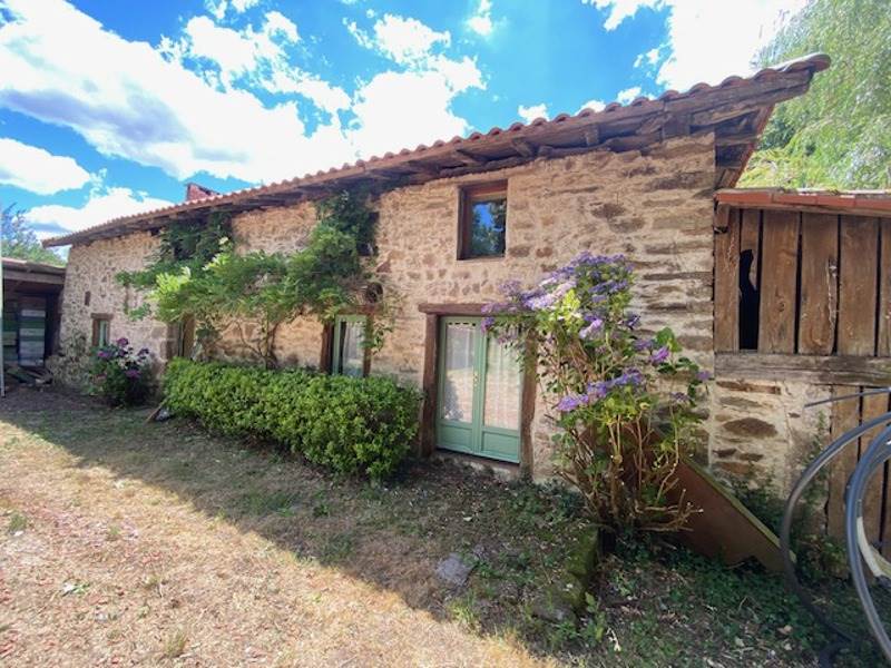 Vente Maison ST BAZILE - 7 pièces -158 m² - (87150)