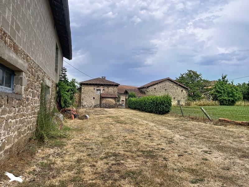 Vente Maison VAYRES - 2 pièces -61 m² - (87600)