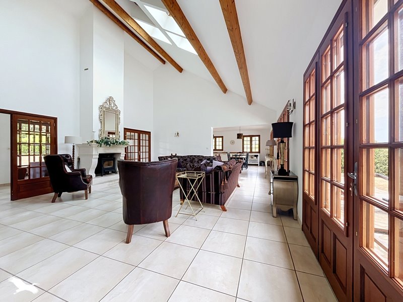 Vente Maison Vayres - 5 pièces -186 m² - (87600)