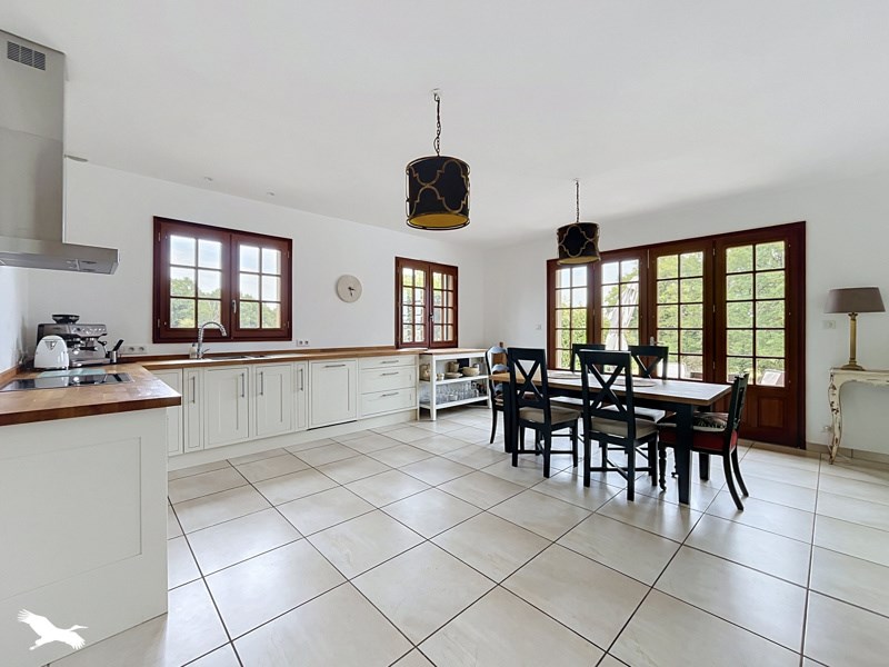 Vente Maison Vayres - 5 pièces -186 m² - (87600)