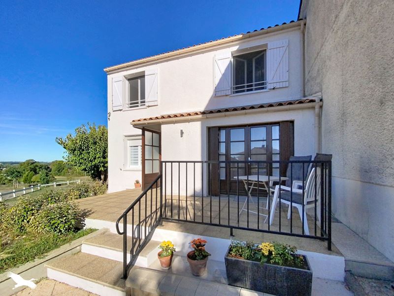 Vente Maison Chabanais 16150 5 pièces - 105 m²
