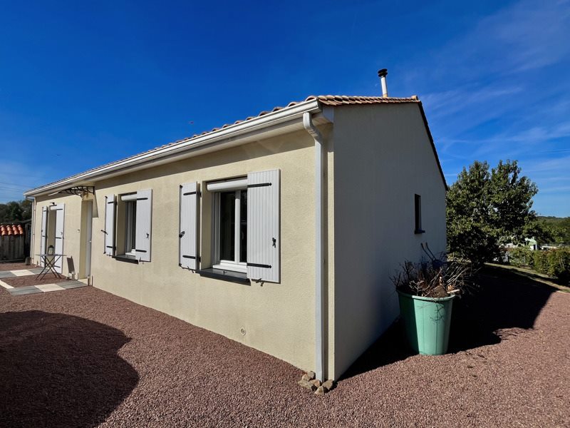 Vente Maison Chabanais - 5 pièces -95 m² - (16150)