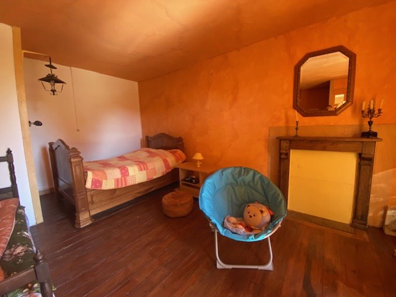 Vente Maison ROCHECHOUART - 4 pièces -138 m² - (87600)