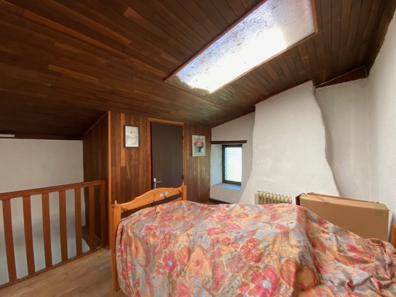 Vente Maison ROCHECHOUART - 2 pièces -44 m² - (87600)