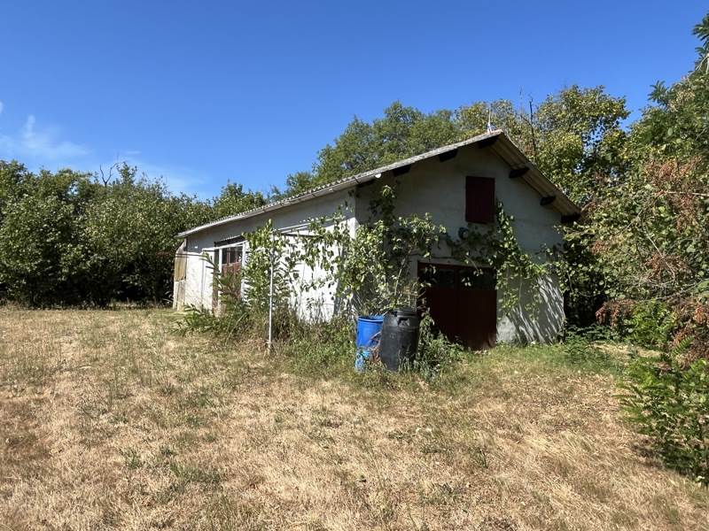 Vente Maison CHABANAIS - 4 pièces -105 m² - (16150)