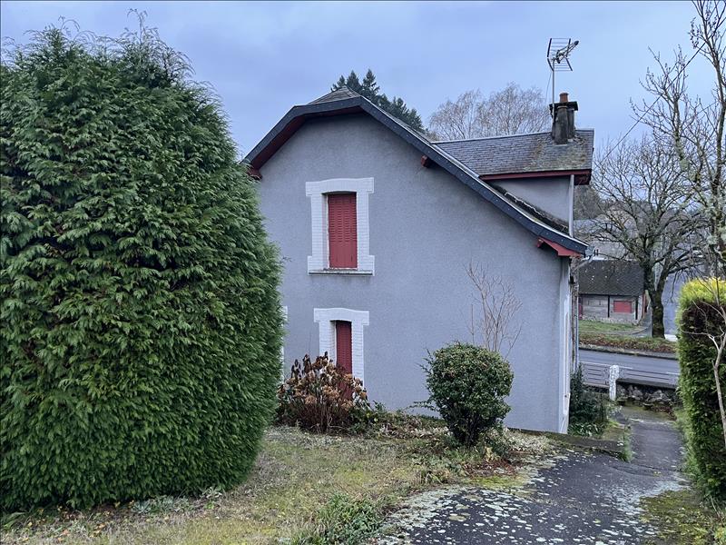 Vente Maison USSEL - 5 pièces -89 m² - (19200)
