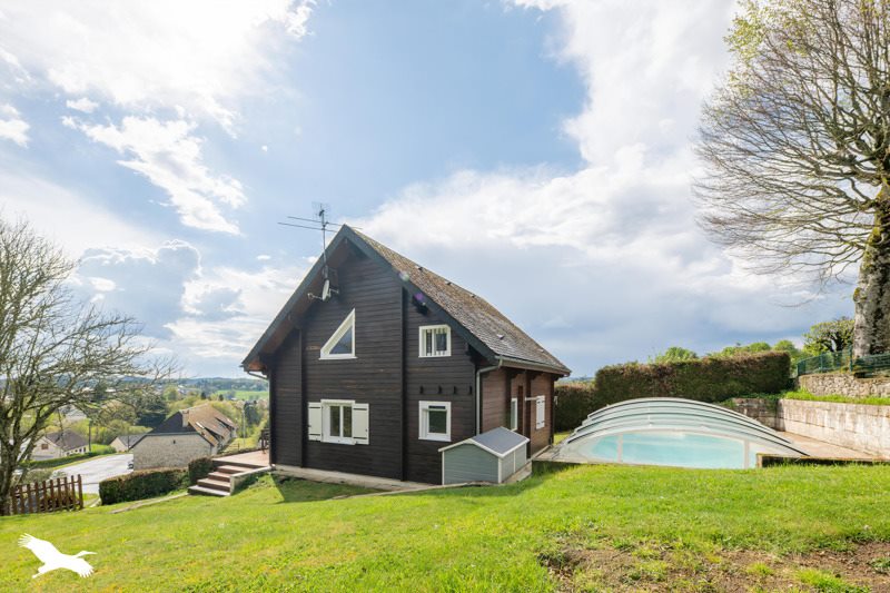 Vente Maison USSEL - 6 pièces -131 m² - (19200)