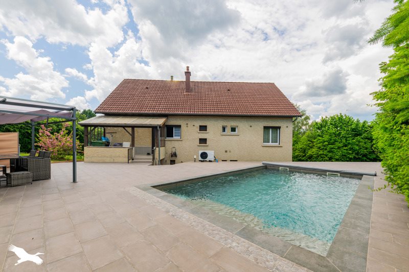 Vente Maison USSEL - 6 pièces -133 m² - (19200)
