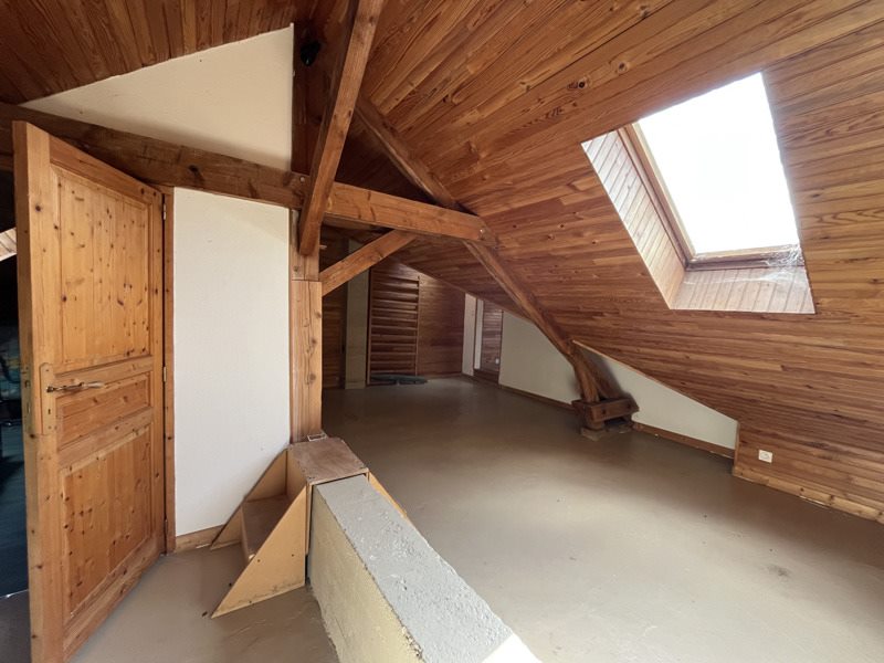 Vente Appartement USSEL - 5 pièces -105 m² - (19200)