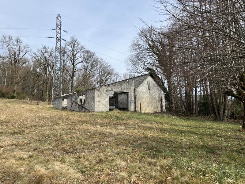 Vente Immeuble LIGINIAC - -  640 m² - (19160)