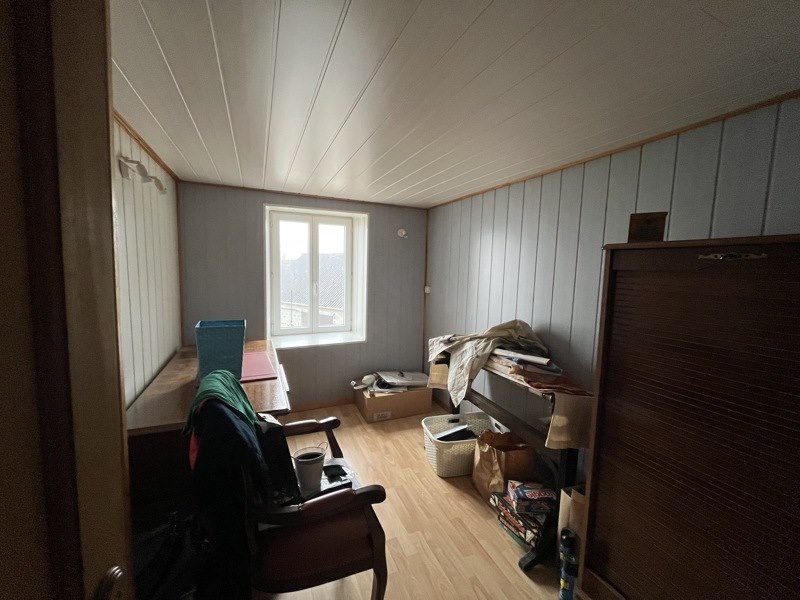Vente Maison LA COURTINE - 5 pièces -112 m² - (23100)