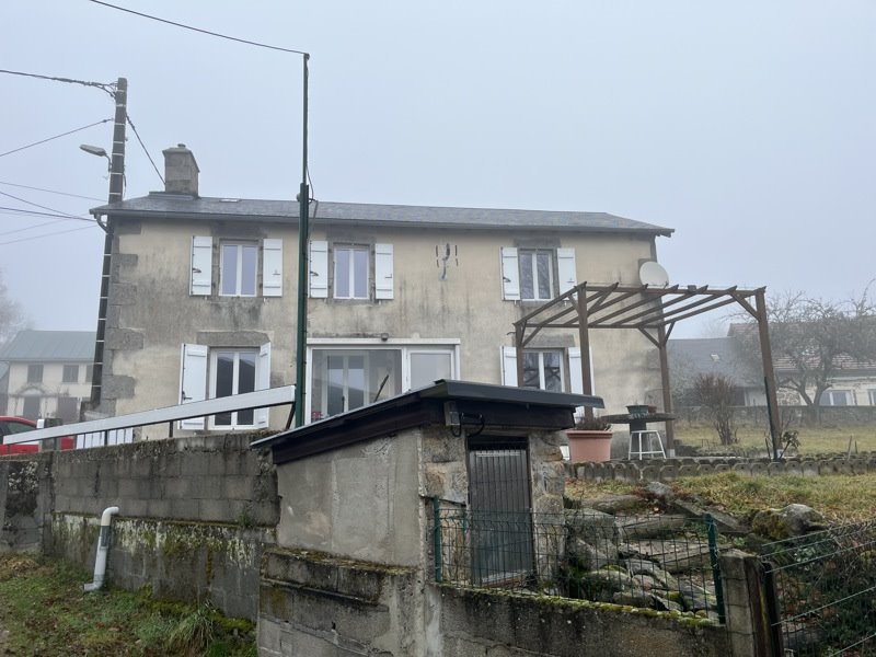 Vente Maison LA COURTINE - 5 pièces -112 m² - (23100)