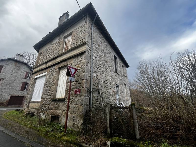 Vente Maison MAUSSAC - 6 pièces -150 m² - (19250)