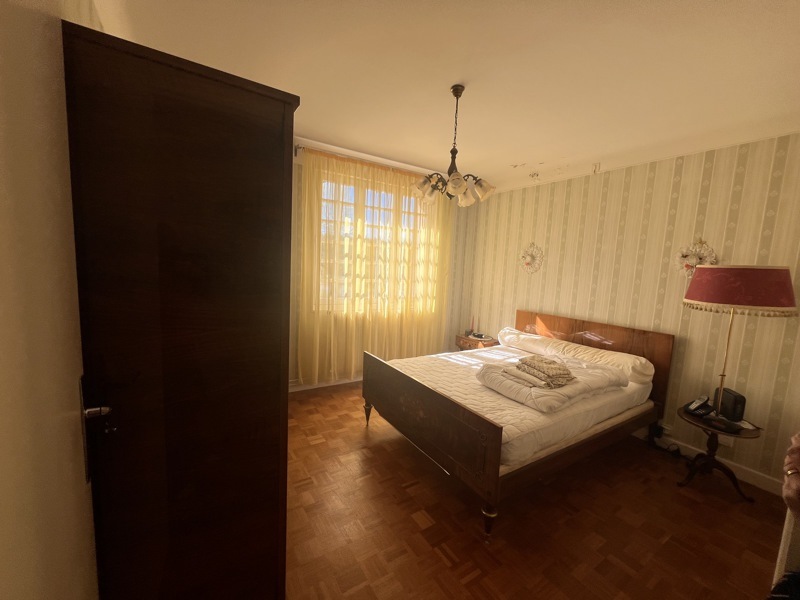 Vente Maison LA COURTINE - 8 pièces -213 m² - (23100)