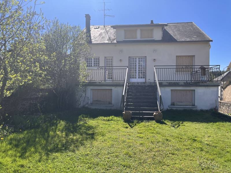 Vente Maison LA COURTINE - 8 pièces -213 m² - (23100)