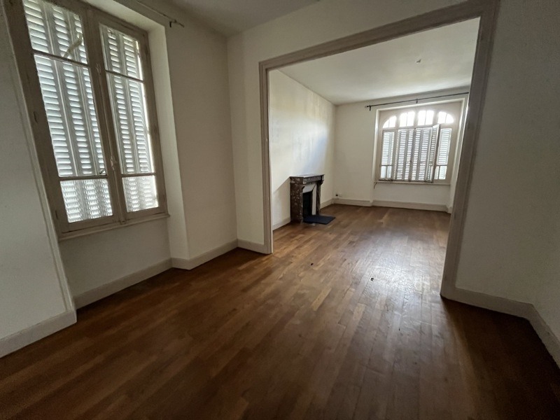 Vente Appartement USSEL - 4 pièces -101 m² - (19200)