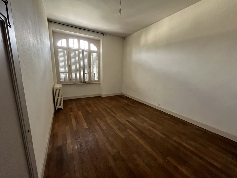 Vente Appartement USSEL - 4 pièces -101 m² - (19200)