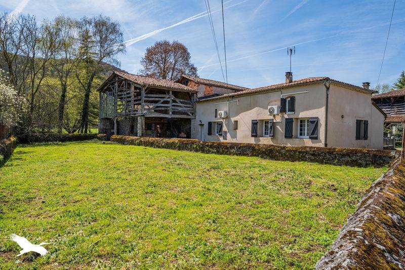 Vente Maison SALEICH - 5 pièces -148 m² - (31260)