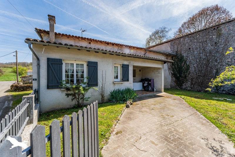 Vente Maison SALEICH - 5 pièces -148 m² - (31260)
