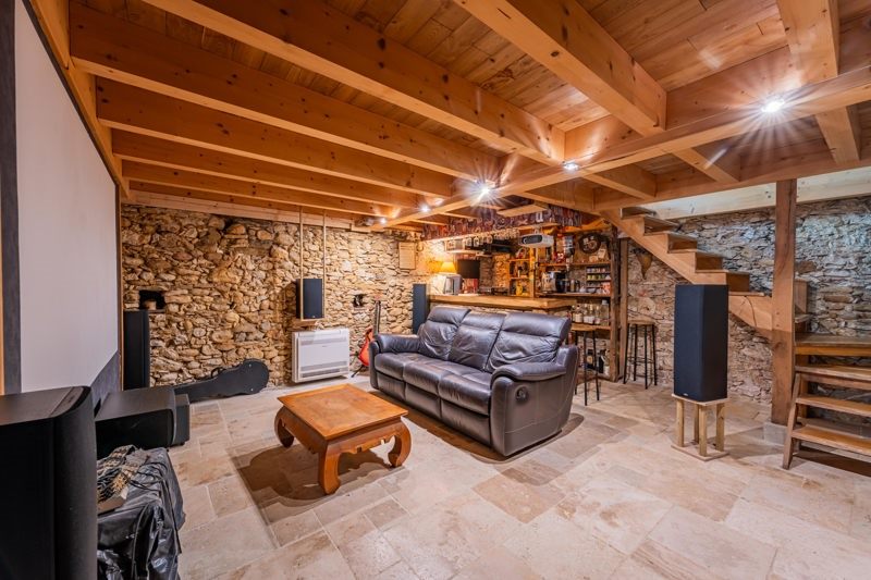 Vente Maison LAFFITE TOUPIERE - 5 pièces -261 m² - (31360)