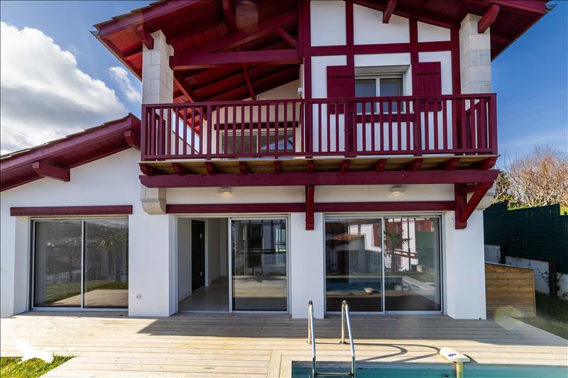 Vente Maison URRUGNE - 5 pièces -111 m² - (64122)