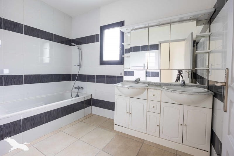Vente Maison ST JEAN DE LUZ - 5 pièces -169 m² - (64500)