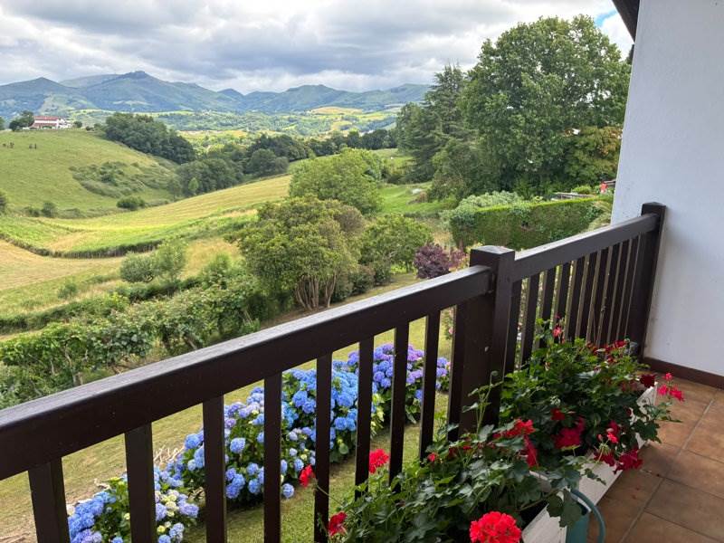 Vente Maison SOURAIDE - 6 pièces -182 m² - (64250)
