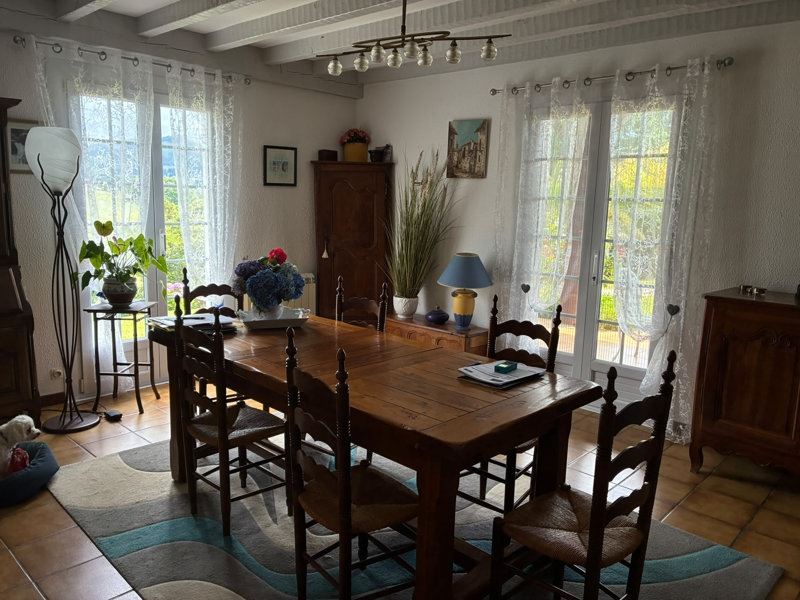 Vente Maison SOURAIDE - 6 pièces -182 m² - (64250)
