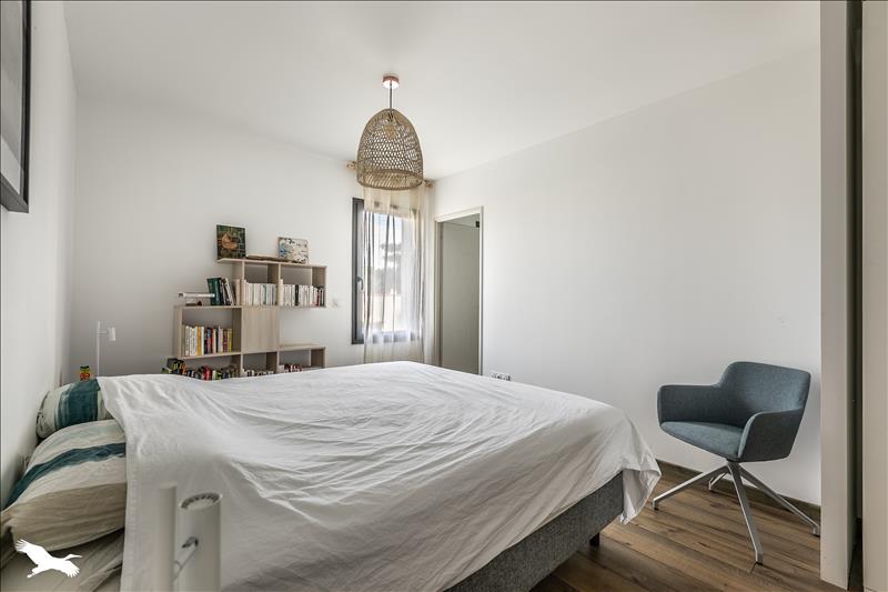 Vente Maison AUDENGE - 6 pièces -127 m² - (33980)