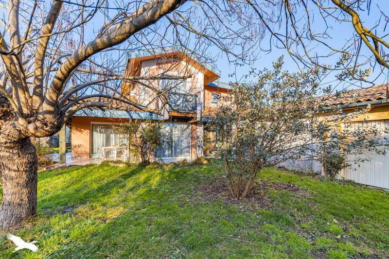 Vente Maison AUDENGE - 7 pièces -182 m² - (33980)