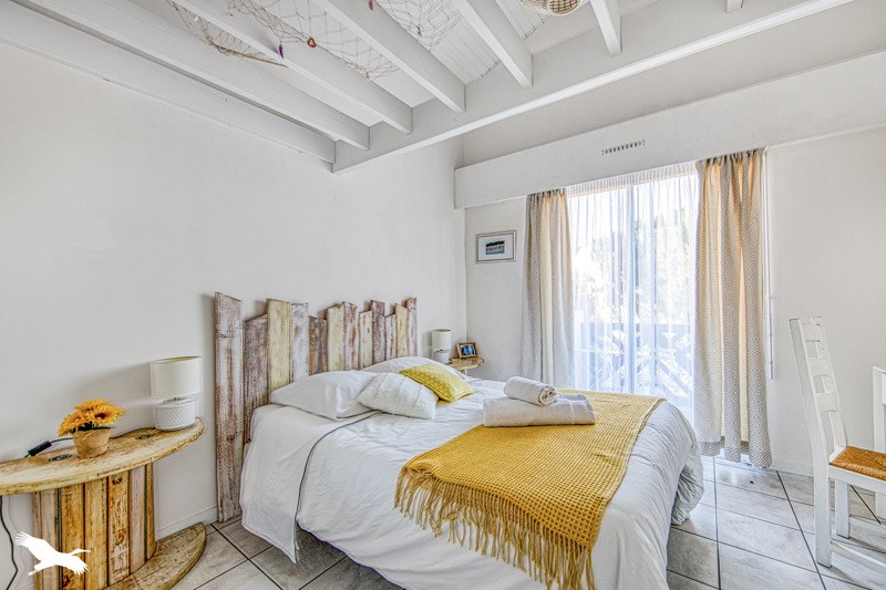 Vente Maison AUDENGE - 7 pièces -182 m² - (33980)