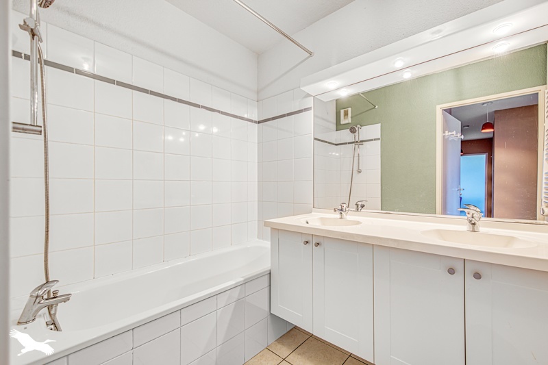 Vente Appartement AUDENGE - 3 pièces -64 m² - (33980)
