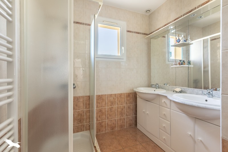 Vente Maison AUDENGE - 5 pièces -178 m² - (33980)